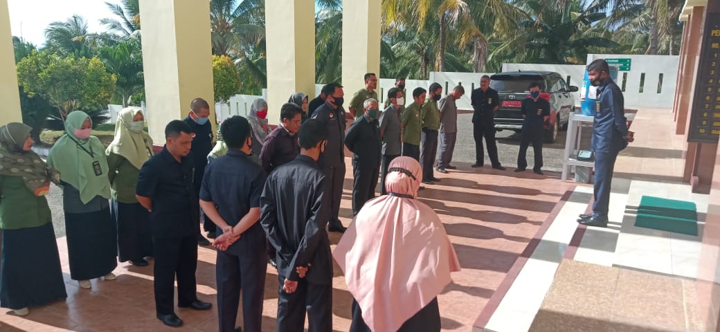 apel pagi