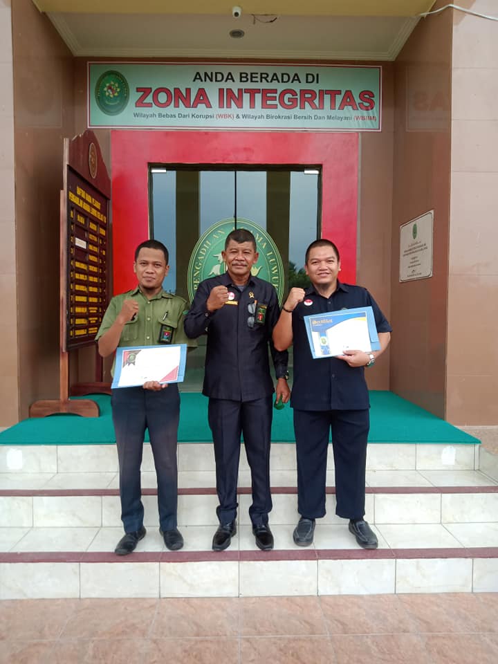 piagam2